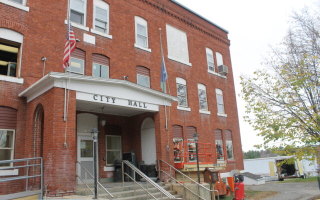 Presque Isle city hall reopens for employees and public - Vimarsana News