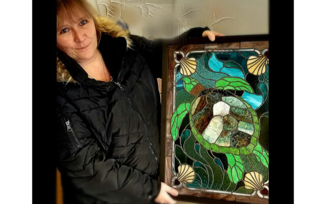 Wintergreen to feature the stained-glass creations of Lisa Wark - Vimarsana News