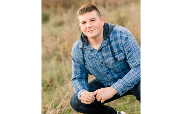 Hunter Burpee receives Southern Aroostook MPA Principal's Award - Vimarsana News