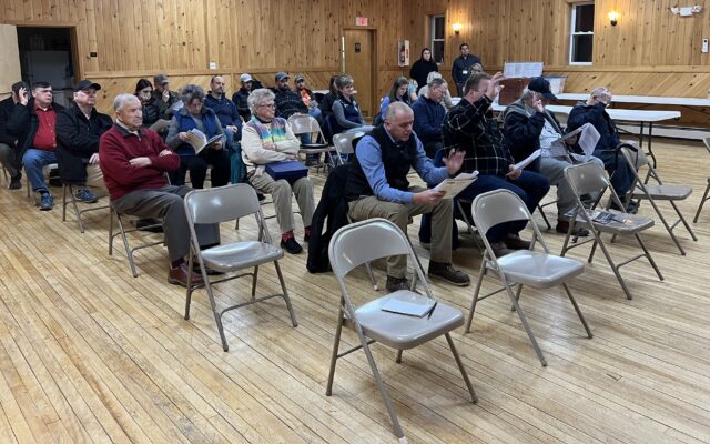Mapleton holds annual town meeting - The County - Vimarsana News