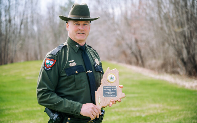 Eagle Lake pilot is Maine Game Warden of the Year - Vimarsana News