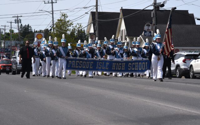 Veteran groups honor fallen comrades at Memorial Day Parade in Presque Isle - Vimarsana News