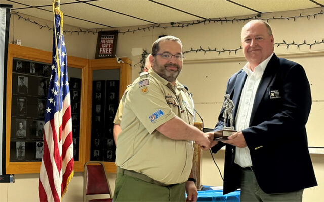 Loring Staff member receives community engagement award - Vimarsana News
